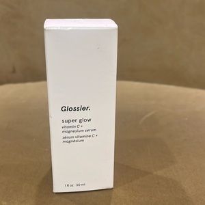 Glossier super glow